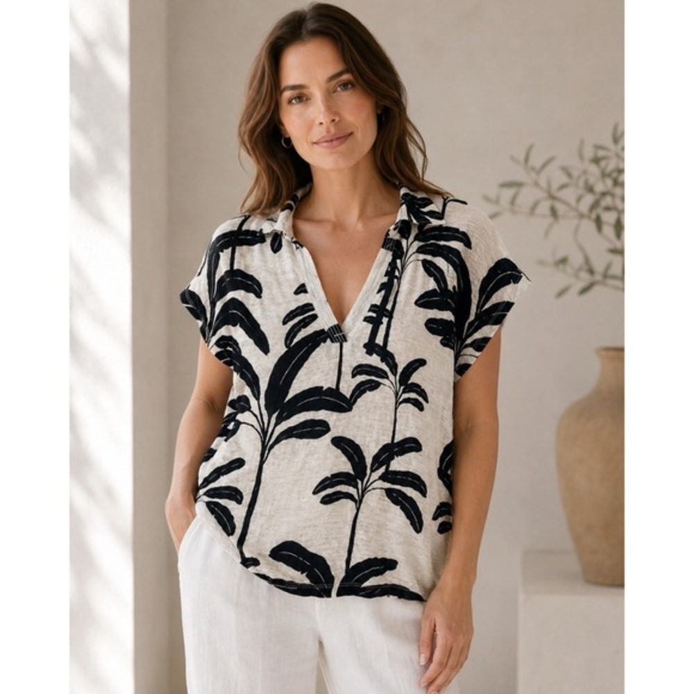 2/$30 Tahari Knit 100% Linen Blouse Top Sz M White Black Tropical Hawaiian